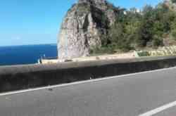 Visita la Costiera Amalfitana in moto