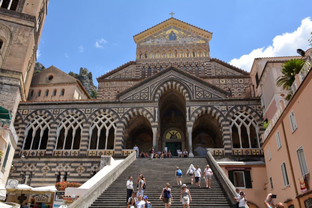 Il Duomo di Amalfi Cattedrale di Sant'Andrea Apostolo