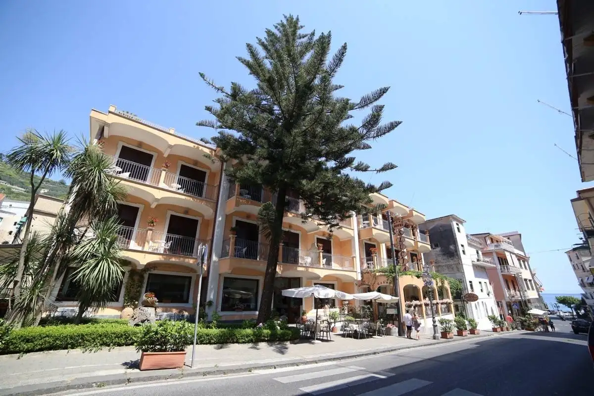 Hotel Santa Lucia Minori.webp